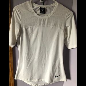 White Nike tee-shirt
